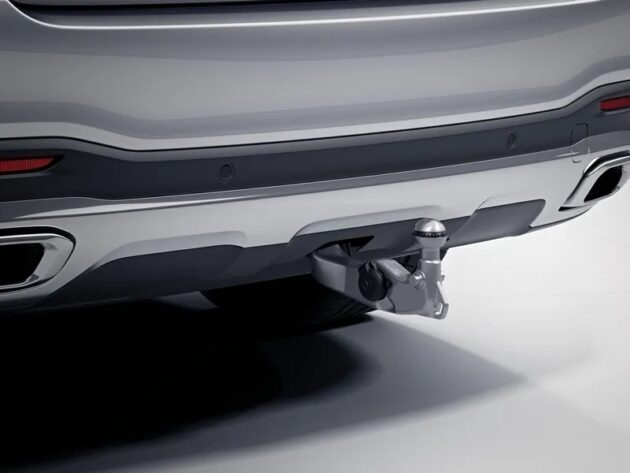 SUVs and Crossovers Trailer Hitch 630x473 Can I Install a Trailer Hitch on Any Vehicle?