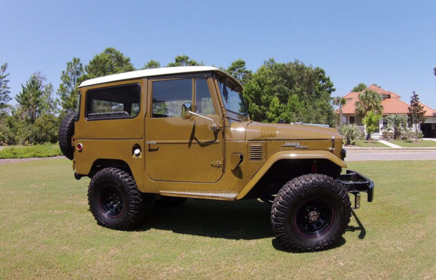 Toyota FJ40s 630x406 Why Toyota FJ40s are Perfect for Off Road Adventures vs. the Competition