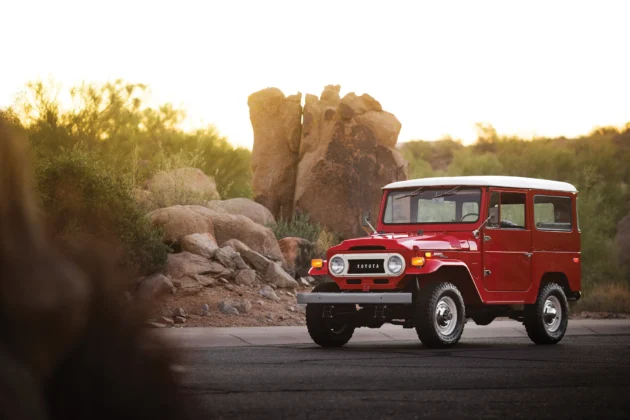 %name Why Toyota FJ40s are Perfect for Off Road Adventures vs. the Competition