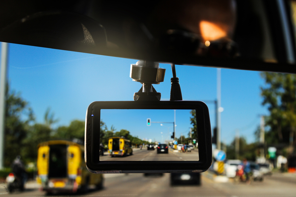Why Truckers Need To Use Dash Cams 24 Why Truckers Need To Use Dash Cams