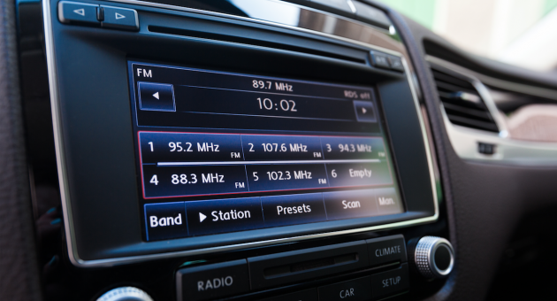 car radio 630x340 How To Choose Car Audio Components?