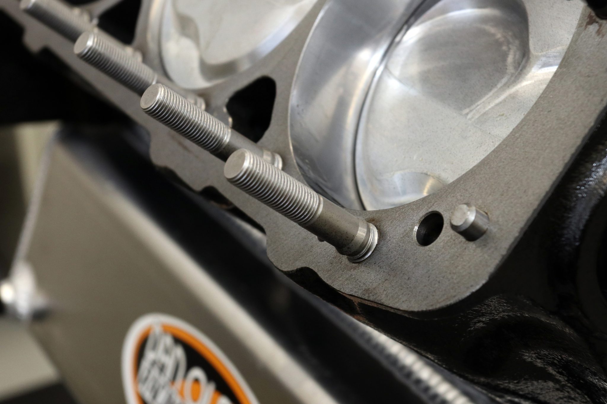 6 Tips and Tricks for Installing Head Studs Properly in 2024 Honda